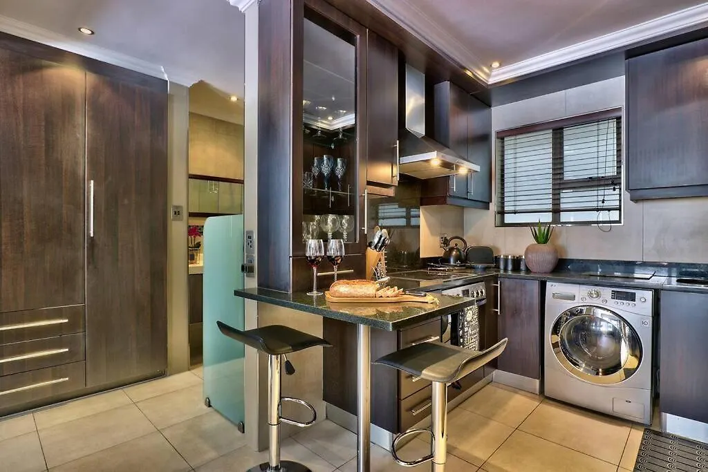 Bay Point On Beach Rd In Mouille Point Cape Town